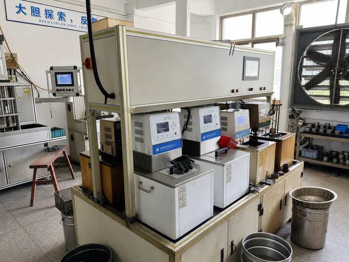 Temperature testing equipment